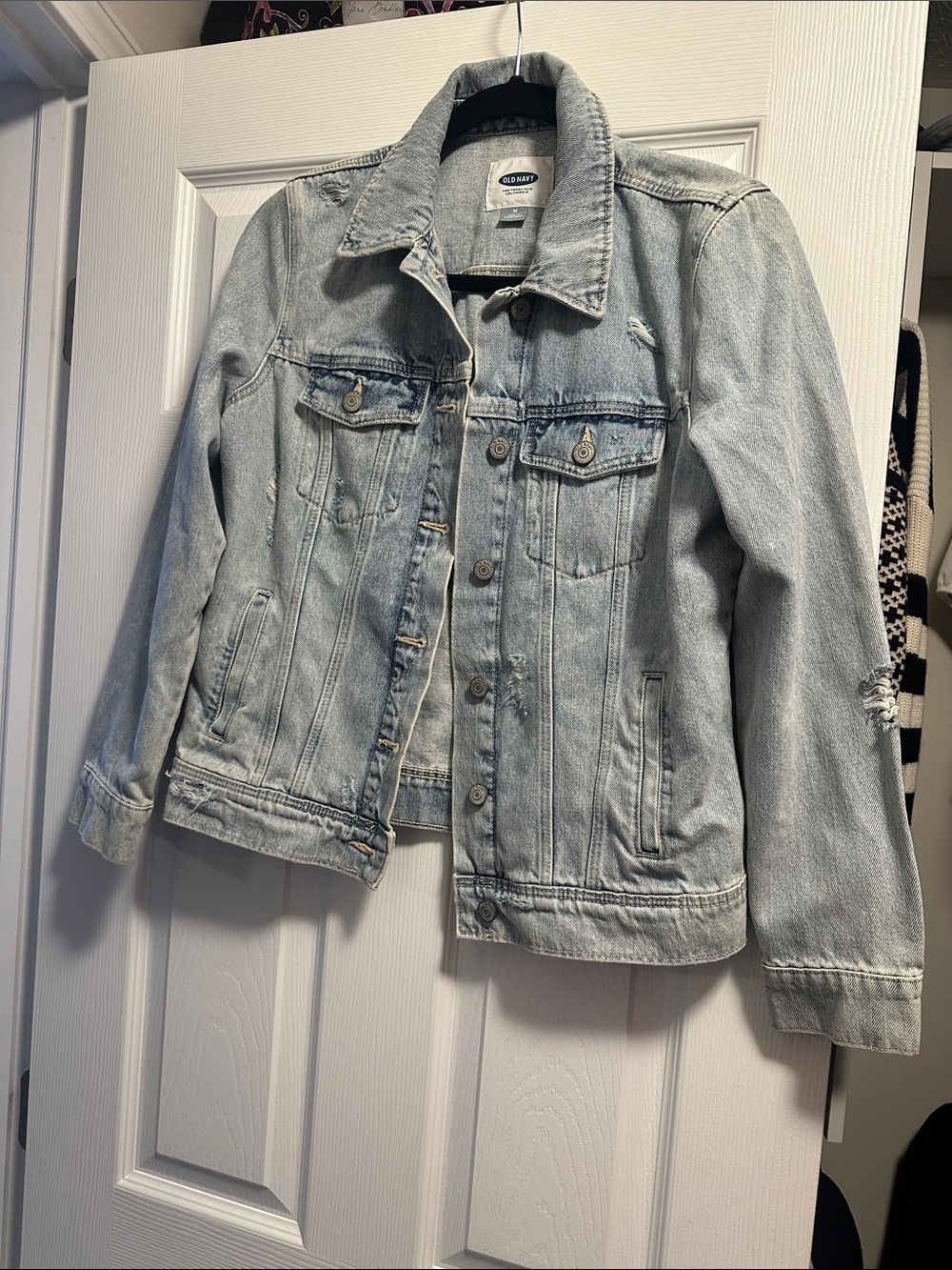 Old Navy Light Wash Denim Jacket in Pale Blue